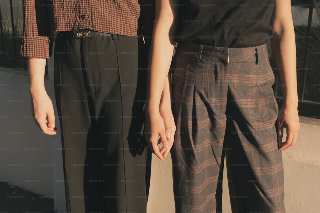 合肥南站胡培培：方寸服务台间的温暖力气
